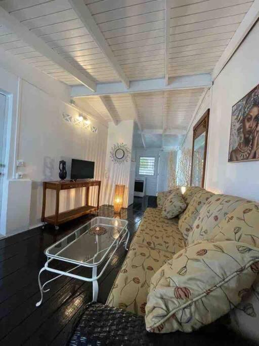 Petit coin de paradis à 5 min Baie Orientale, Idolem résidence unité 7bis - 57 Rue du Mont Vernon 1 Cul de Sac Exterior foto